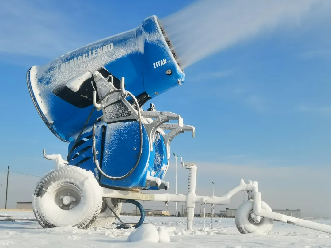 泽普县七星雪金湖杨滑雪场整装待发精心筹备迎接新雪季(图1)